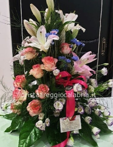 composizione lilium e rose