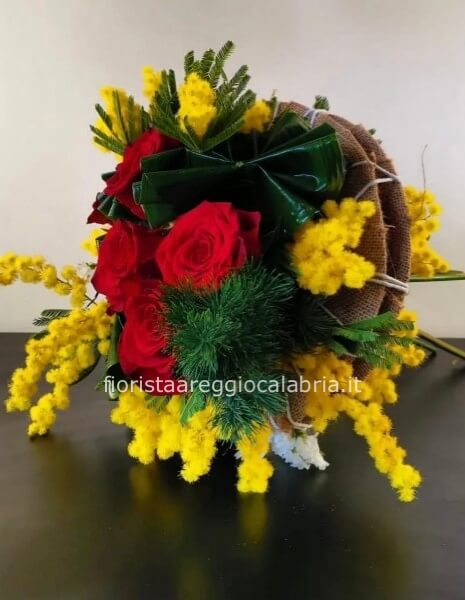 bouquet tondo struttura con mimose